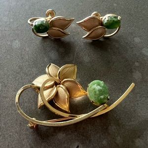 Vintage Gold and Green Turquoise Earring and Brooch Pin Set